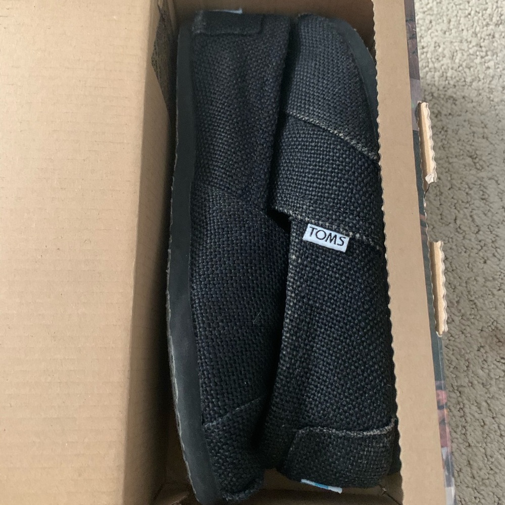 Classic Black Canvas Toms